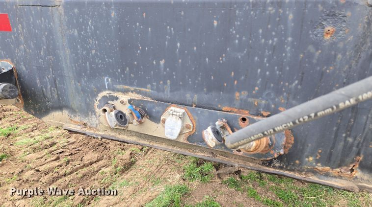 image for item EQ6982 1998 Trail King TK70DGHT-532 lowboy equipment trailer