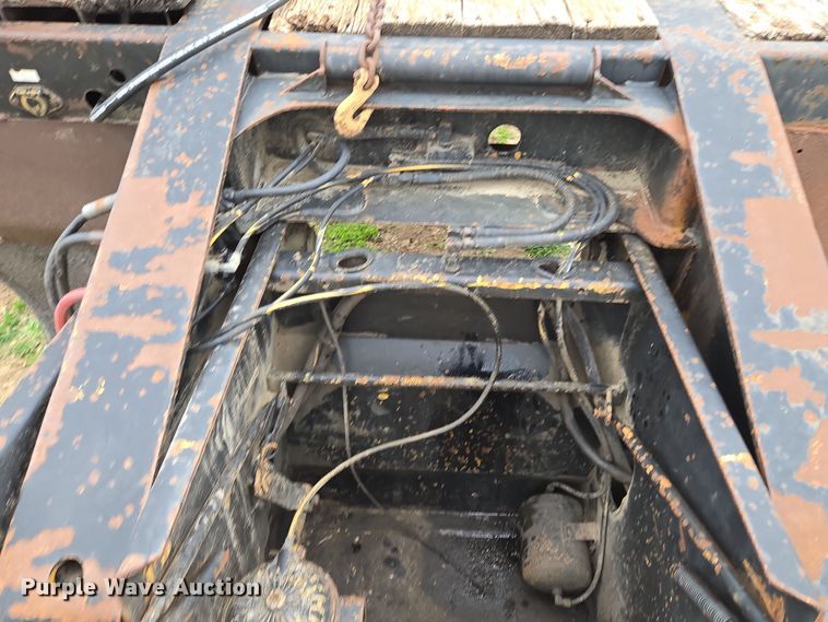 image for item EQ6982 1998 Trail King TK70DGHT-532 lowboy equipment trailer