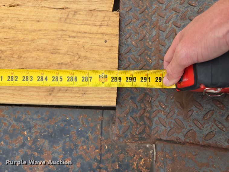 image for item EQ6982 1998 Trail King TK70DGHT-532 lowboy equipment trailer