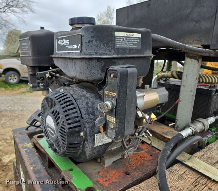 image for item EQ6982 1998 Trail King TK70DGHT-532 lowboy equipment trailer