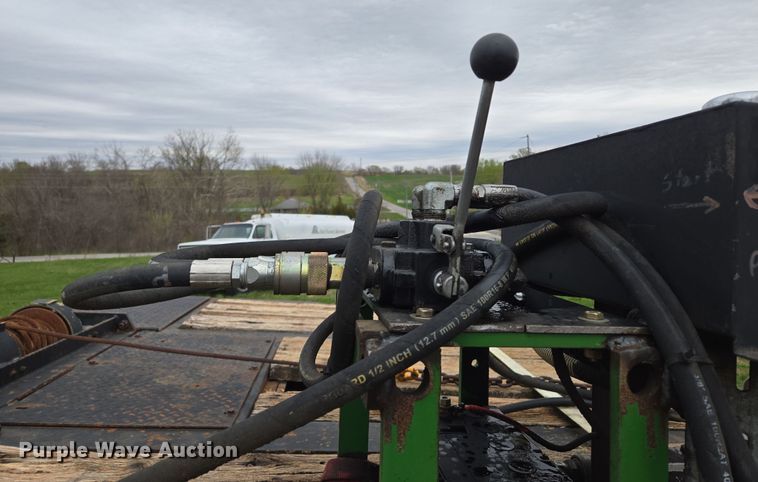 image for item EQ6982 1998 Trail King TK70DGHT-532 lowboy equipment trailer