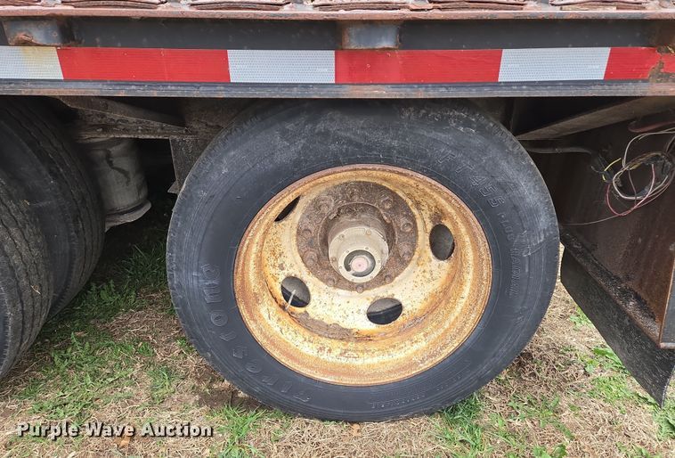 image for item EQ6982 1998 Trail King TK70DGHT-532 lowboy equipment trailer