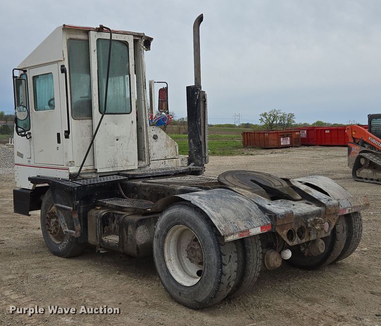 image for item EQ6989 Kalmar 30 yard truck