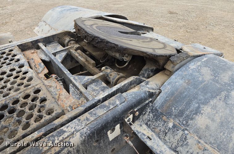 image for item EQ6989 Kalmar 30 yard truck