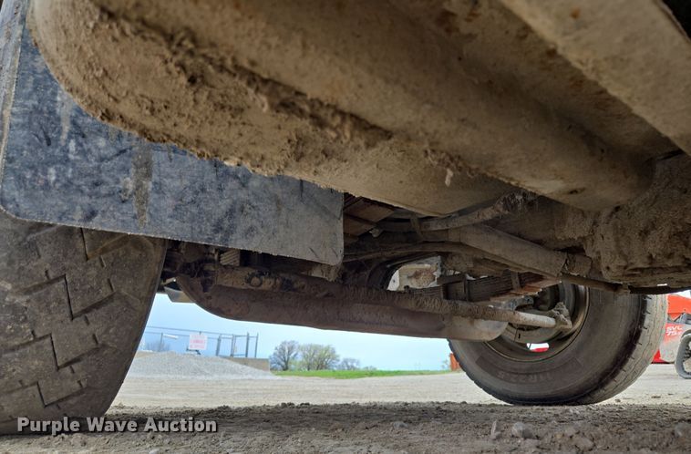 image for item EQ6989 Kalmar 30 yard truck