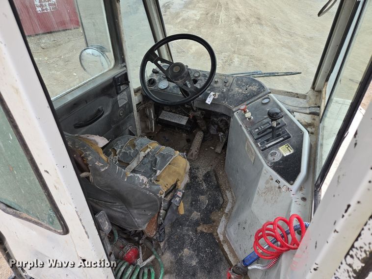 image for item EQ6989 Kalmar 30 yard truck