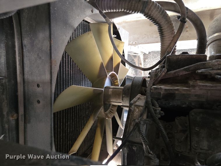 image for item EQ6989 Kalmar 30 yard truck