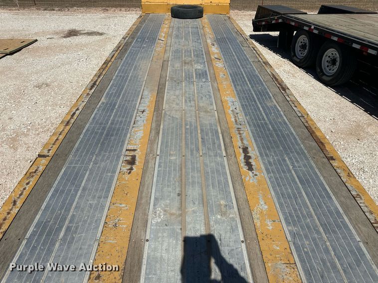 image for item ER8951 2012 Trail King TK54MG-482 lowboy equipment trailer