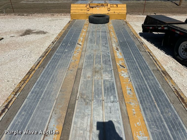 image for item ER8951 2012 Trail King TK54MG-482 lowboy equipment trailer