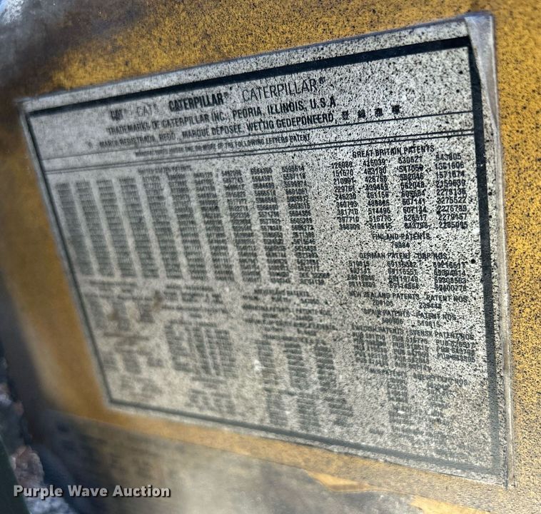 image for item ND9395 2001 International 8100 truck cab and chassis