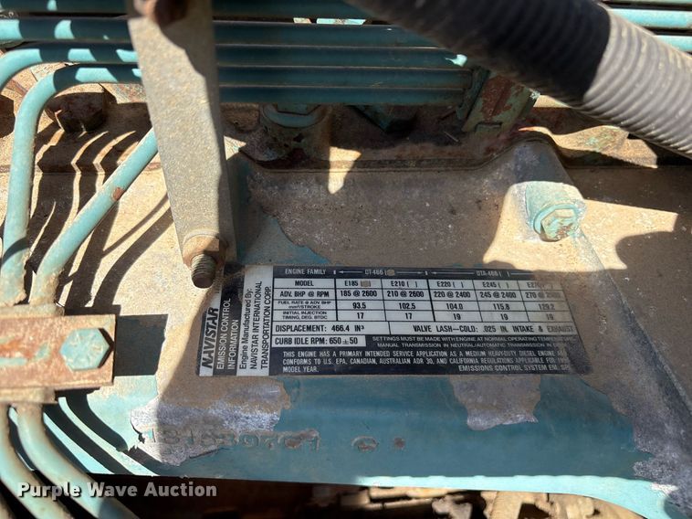 image for item OB9484 1991 International 4900 fuel truck