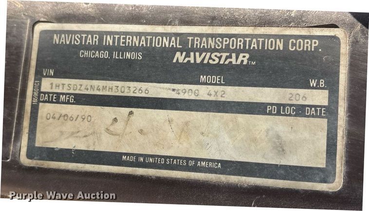 image for item OB9484 1991 International 4900 fuel truck