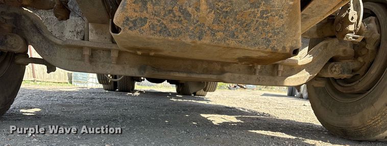 image for item OB9553 2002 Freightliner FL112 roll-off container truck