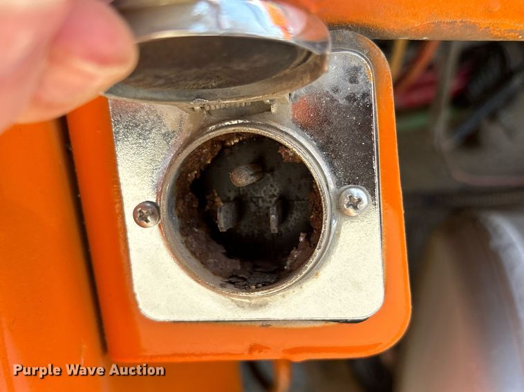 image for item OB9553 2002 Freightliner FL112 roll-off container truck