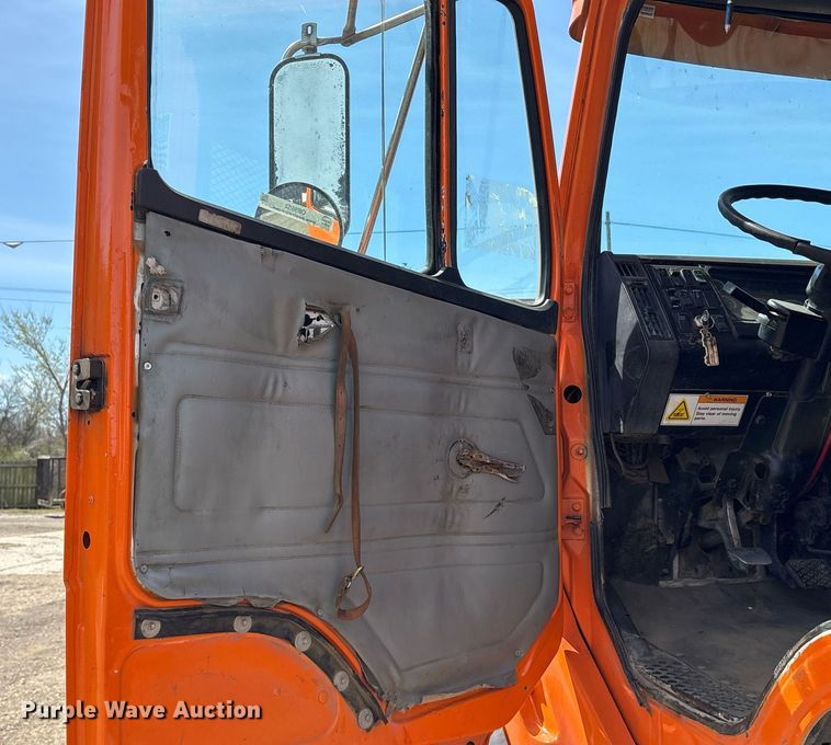 image for item OB9553 2002 Freightliner FL112 roll-off container truck