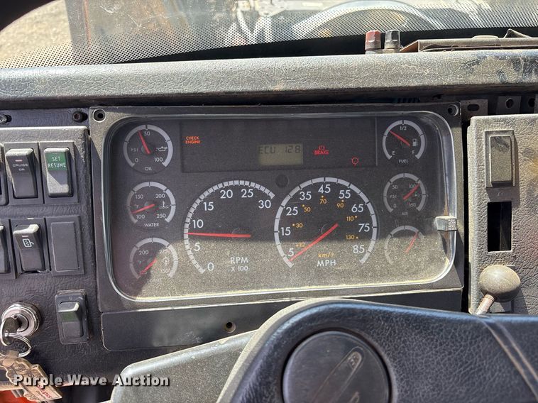 image for item OB9553 2002 Freightliner FL112 roll-off container truck