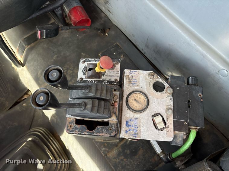 image for item OB9553 2002 Freightliner FL112 roll-off container truck