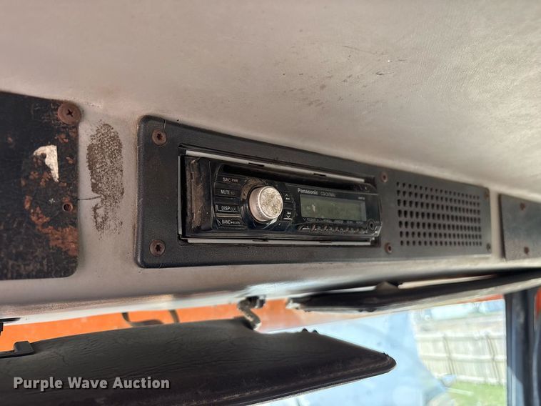 image for item OB9553 2002 Freightliner FL112 roll-off container truck