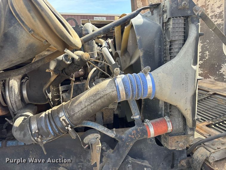 image for item OB9553 2002 Freightliner FL112 roll-off container truck