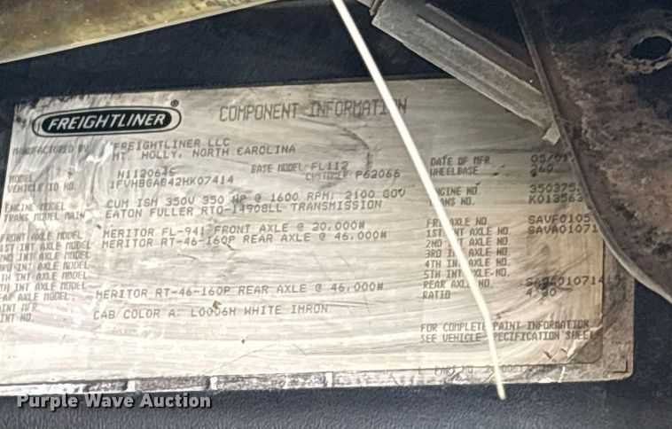 image for item OB9553 2002 Freightliner FL112 roll-off container truck