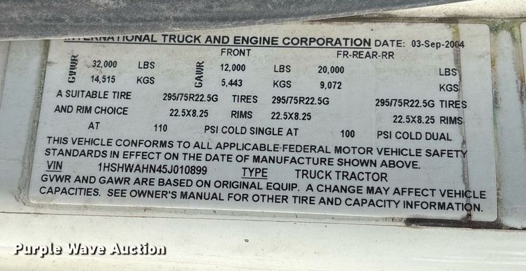image for item OB9602 2005 International 8600 semi truck
