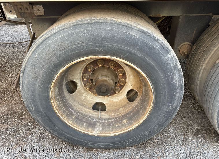 image for item OB9603 2003 Trailmobile dry van trailer