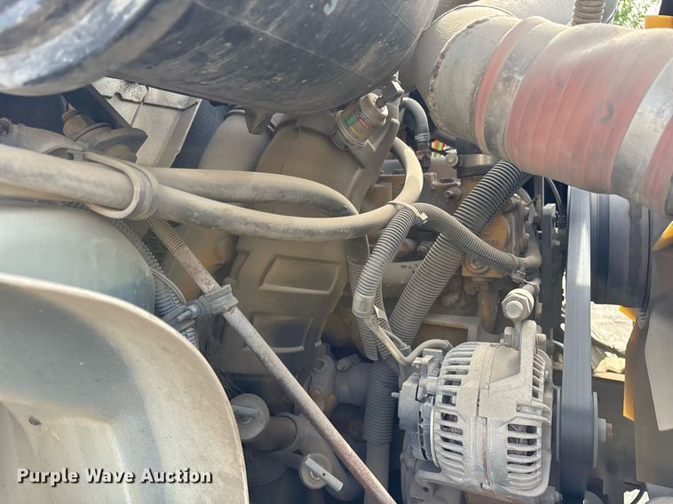 image for item OB9604 2003 International 8100 semi truck