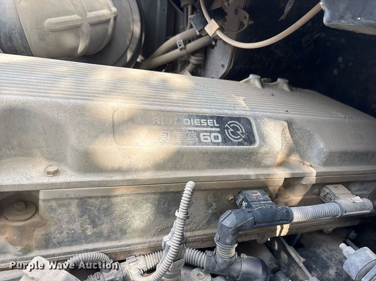 image for item OB9605 2008 Freightliner Columbia 120 semi truck