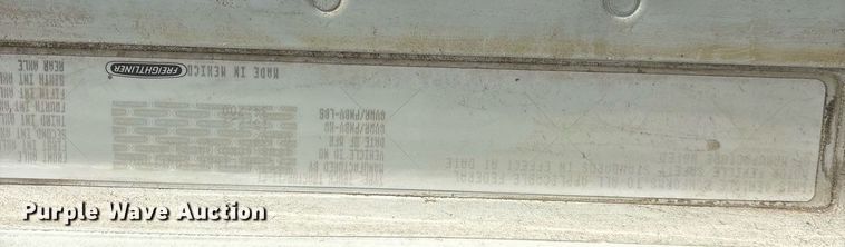 image for item OB9605 2008 Freightliner Columbia 120 semi truck