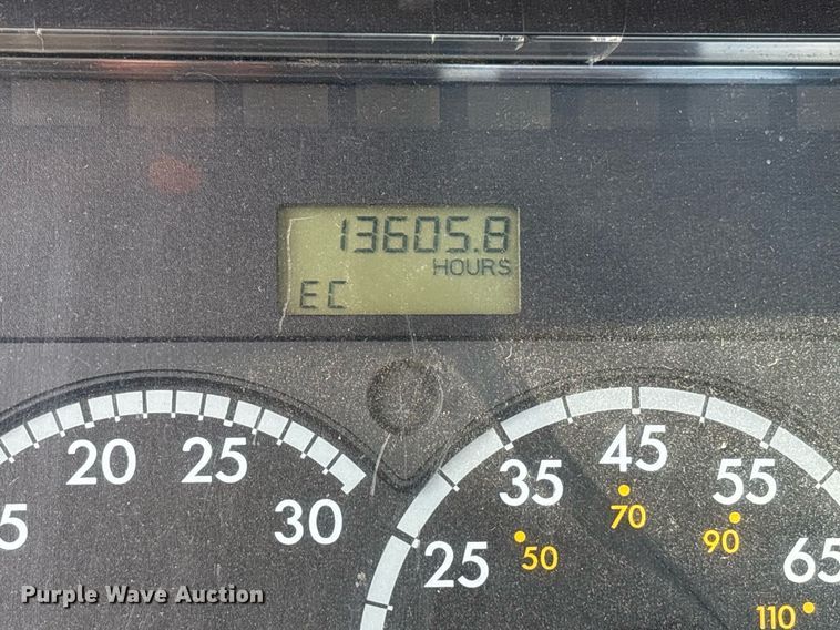 image for item OB9605 2008 Freightliner Columbia 120 semi truck