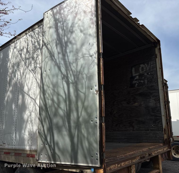 image for item OB9606 1996 Trailmobile dry van trailer