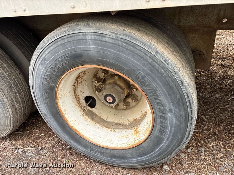 image for item OB9606 1996 Trailmobile dry van trailer