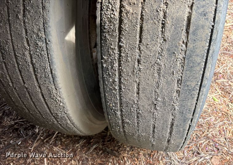 image for item OB9606 1996 Trailmobile dry van trailer