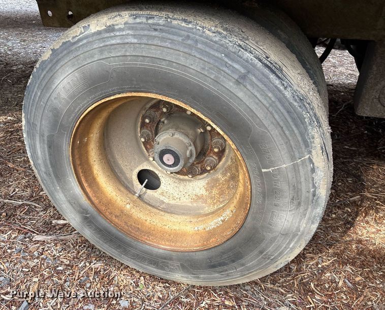 image for item OB9606 1996 Trailmobile dry van trailer