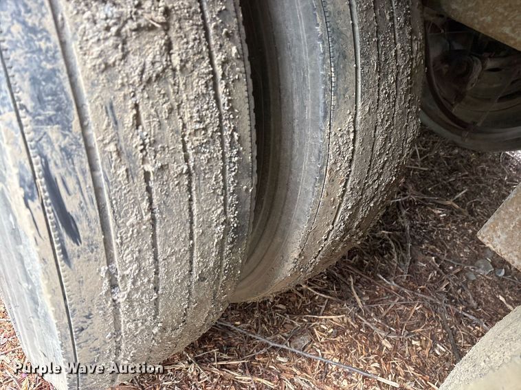 image for item OB9606 1996 Trailmobile dry van trailer