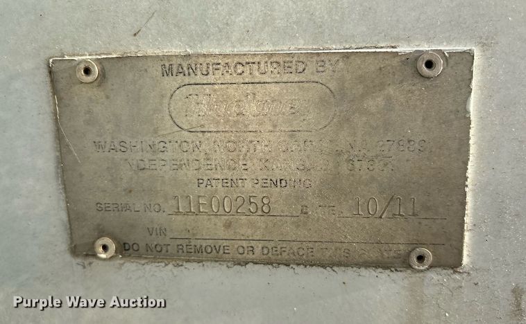 image for item OB9607 2012 Freightliner Business Class M2 delivery truck