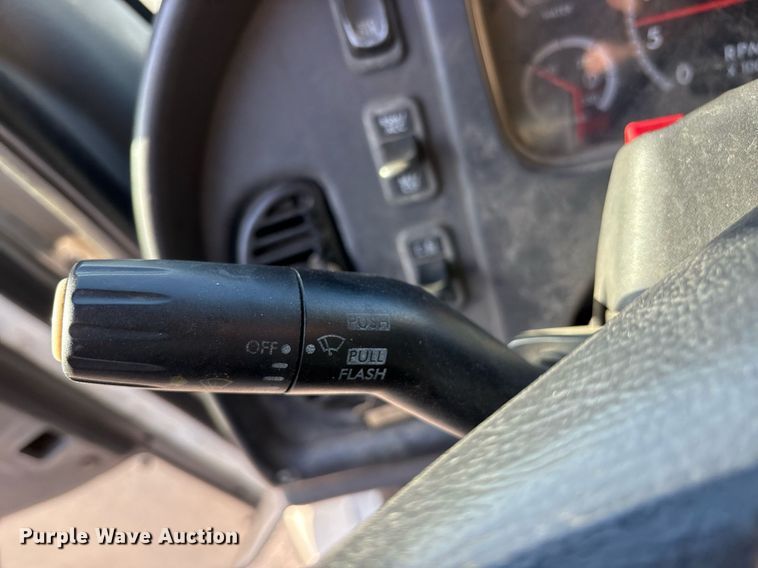 image for item OB9607 2012 Freightliner Business Class M2 delivery truck