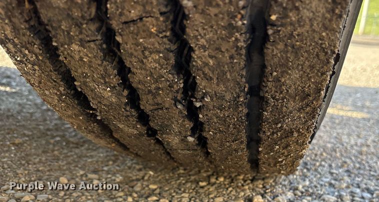 image for item OB9607 2012 Freightliner Business Class M2 delivery truck