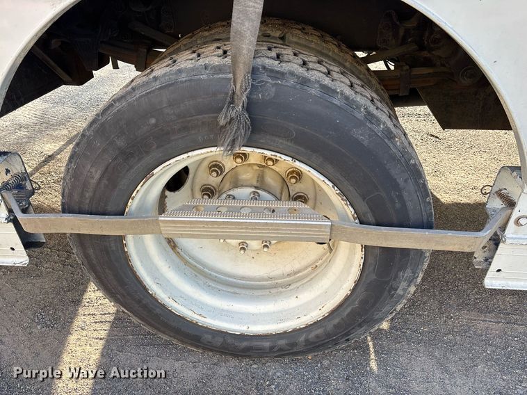 image for item OB9607 2012 Freightliner Business Class M2 delivery truck