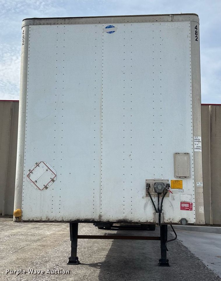 image for item OB9608 2009 Utility dry van trailer