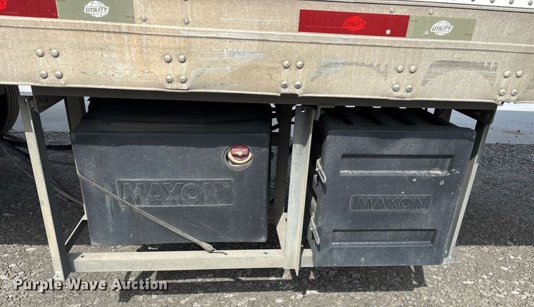 image for item OB9608 2009 Utility dry van trailer