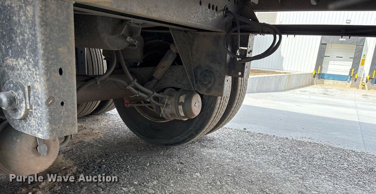 image for item OB9608 2009 Utility dry van trailer