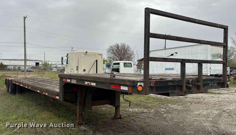 image for item OB9617 1981 Vulcan FTD-65 VT-5822 drop deck trailer