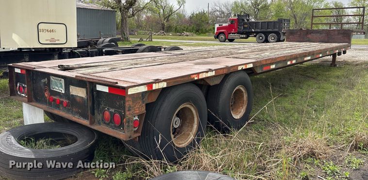 image for item OB9617 1981 Vulcan FTD-65 VT-5822 drop deck trailer