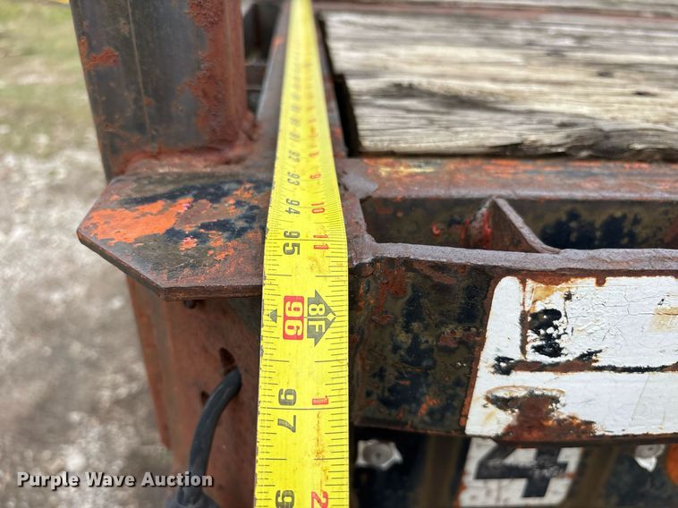 image for item OB9617 1981 Vulcan FTD-65 VT-5822 drop deck trailer