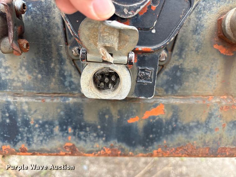 image for item OB9617 1981 Vulcan FTD-65 VT-5822 drop deck trailer