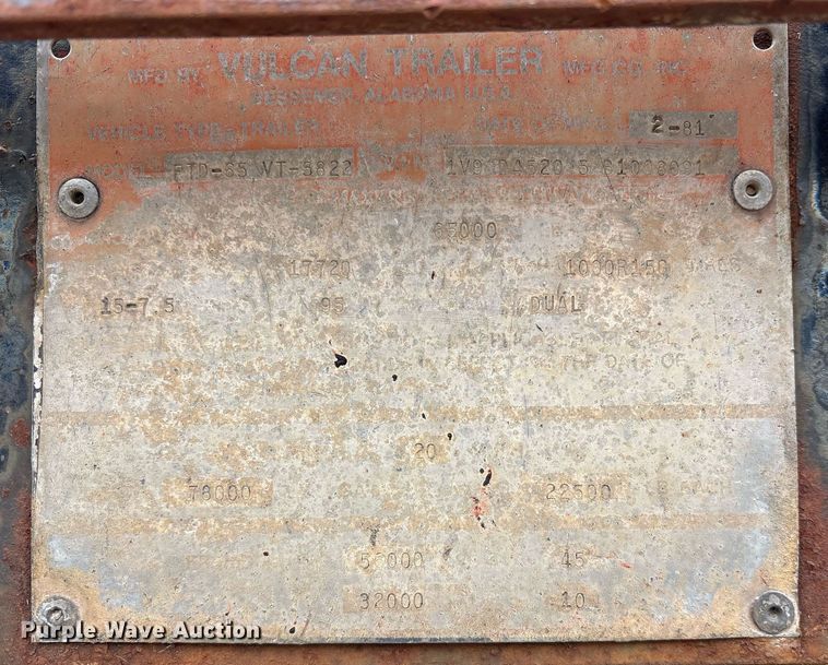 image for item OB9617 1981 Vulcan FTD-65 VT-5822 drop deck trailer
