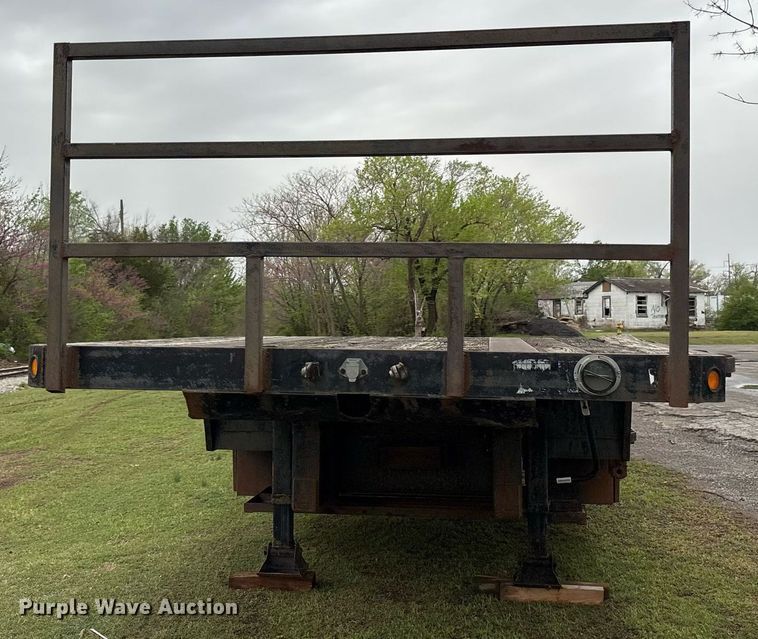 image for item OB9618 1996 Ehrlish drop deck trailer