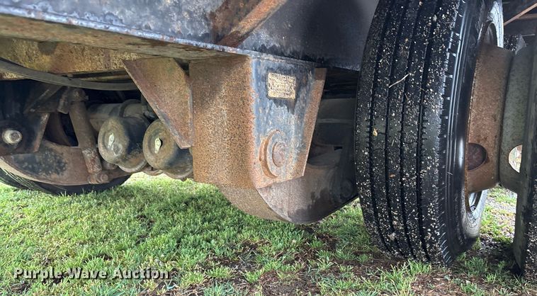 image for item OB9618 1996 Ehrlish drop deck trailer