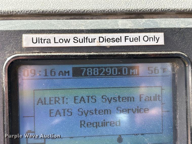 image for item OB9620 2015 Mack CHU613 semi truck